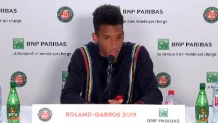 Roland-Garros - Auger-Aliassime : "Il y avait des risques que j'aggrave ma blessure"