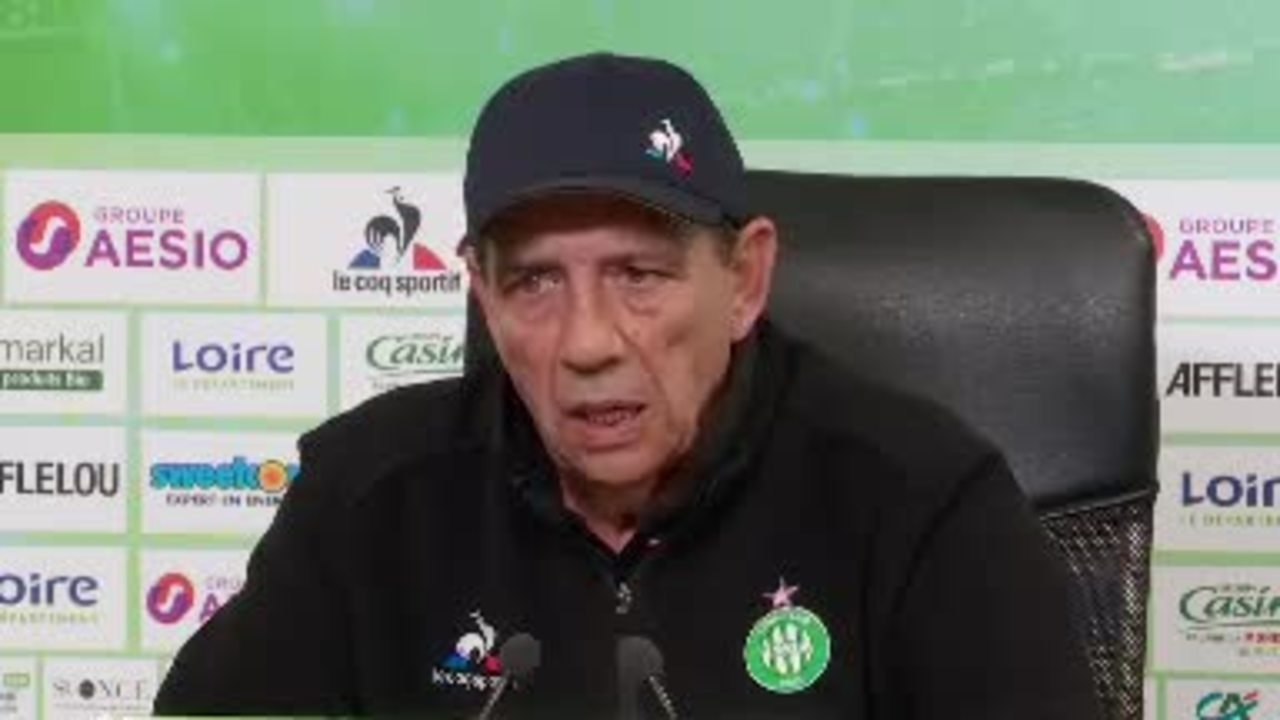 FOOTBALL : Ligue 1 : Saint-Étienne - Gasset : "Ma mission est terminée" (2:51) VIRAL : Football : Ligue 1 : Saint-Étienne - Gasset : "Je n'abandonne rien ni personne" (0:32)
