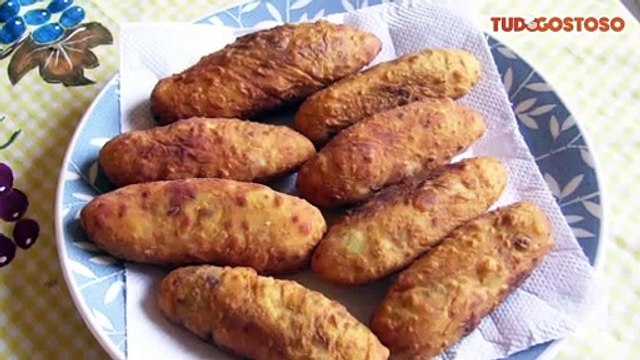 Bolinhos de batata recheados