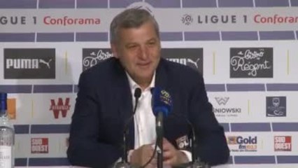 34e j. - Genesio : "Pas encore sortis de la crise"