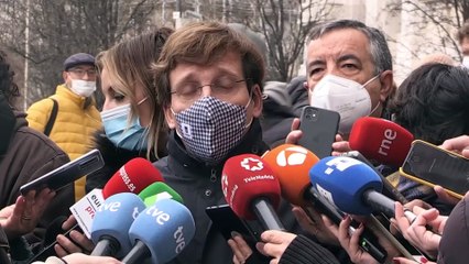Almeida: "Sánchez da un aguinaldo de 50 céntimos a cada madrileño por Filomena"