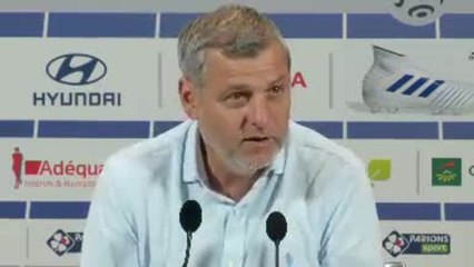 33e j. - Genesio : "Montrer un autre visage"