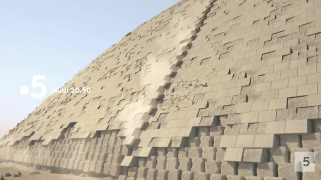 A l'aube des pyramides