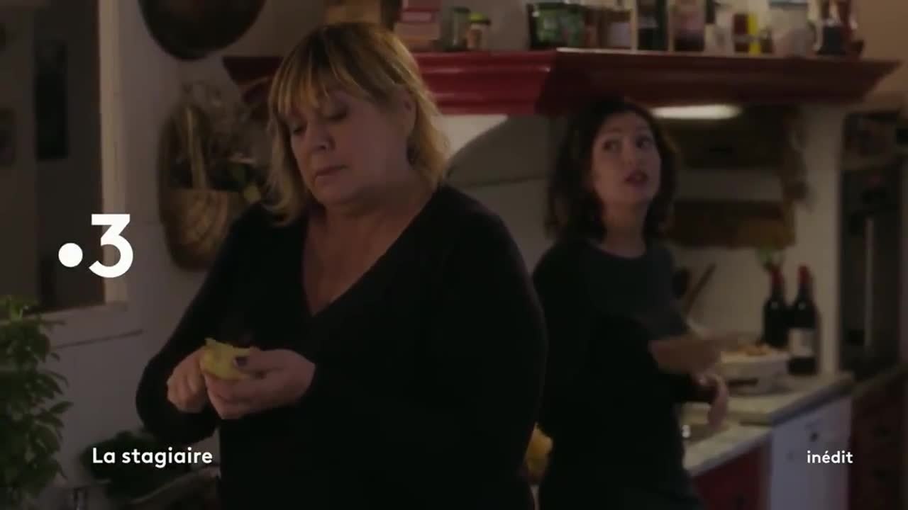 La stagiaire: La fille à vélo (S4EP7)