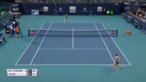 Miami - Ka. Pliskova écarte Halep pour se hisser en finale