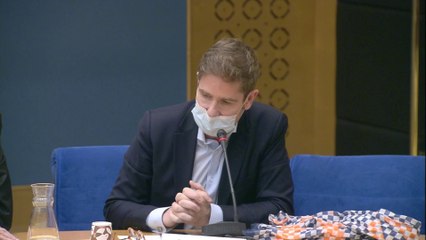 Crise de l'hôpital public : "Il faut mettre des soignants aux manettes !"