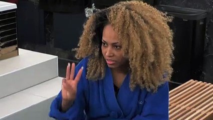 Vera denkt dat Kitty haar gaat nomineren - 9 januari 2022.