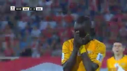 Groupe B - L'ouverture du score splendide de l'Australien Mabil contre la Syrie