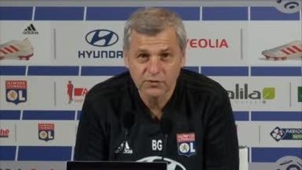 Lyon - Genesio : "On est assez sévère avec Dembélé"