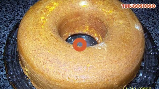 Bolo de cenoura com suco de laranja