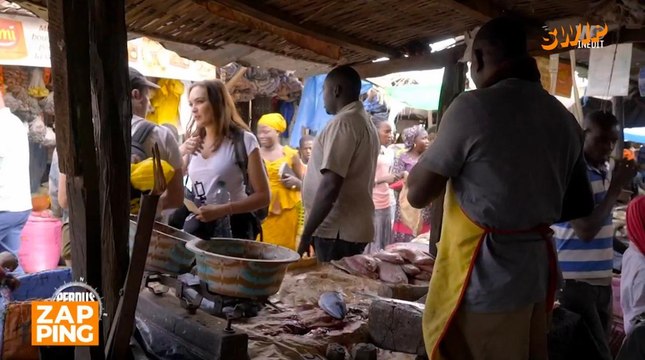 Valérie Bègue complètement effrayée et mal à l'aise dans Perdus au milieu de nulle part