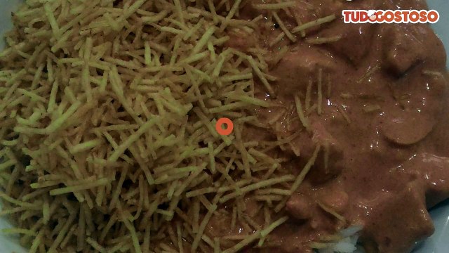 Estrogonofe de frango fácil