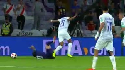 Demi-finales - le penalty raté de Martinez