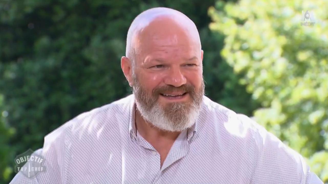 Dans Objectif Top Chef, Philippe Etchebest reçoit une surprise de la célèbre cheffe Maïté... Le zapping télé-réalité 2018