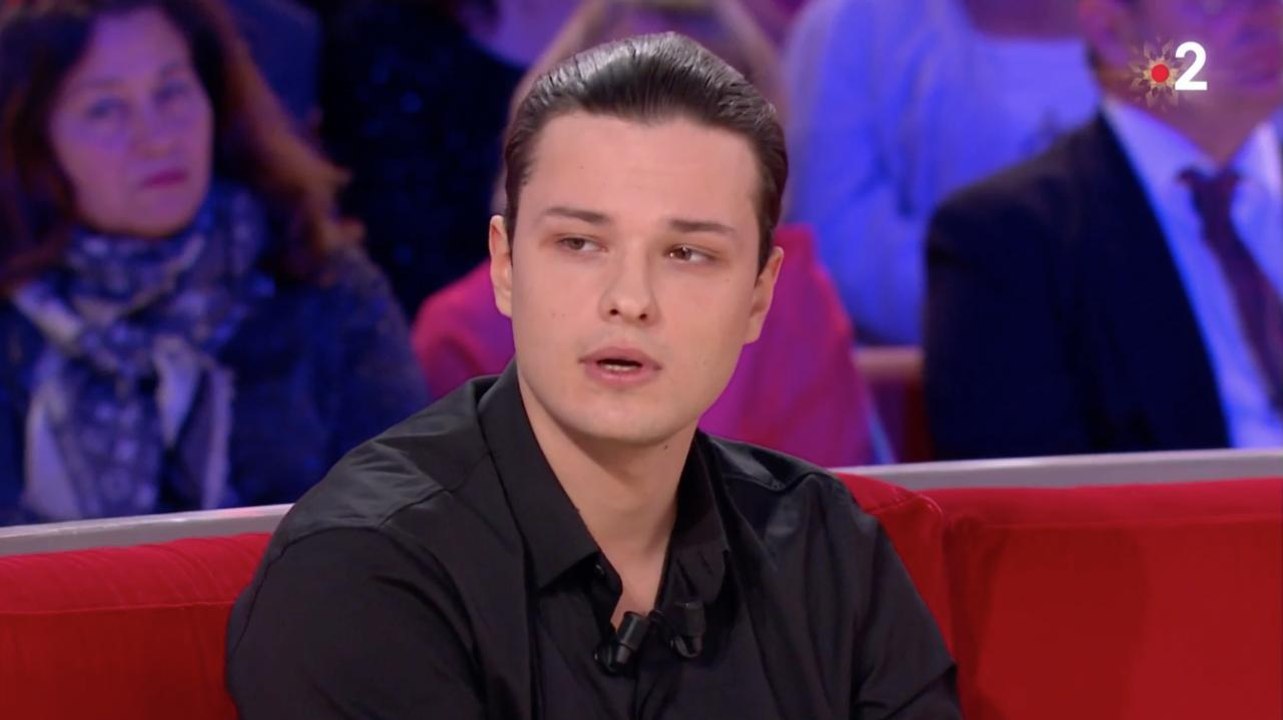 Vivement dimanche : Jules Benchetrit fait une rare confidence sur son grand-père Jean-Louis Trintignant