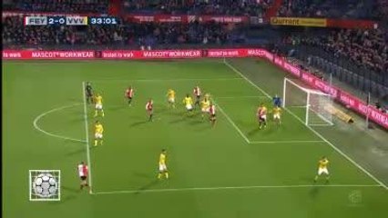 Pays-Bas - Van Persie sait même marquer du droit