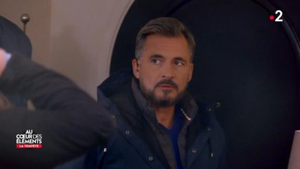 Exclu. Au coeur des éléments : face à une tempête, Olivier Minne en prend plein la tête !