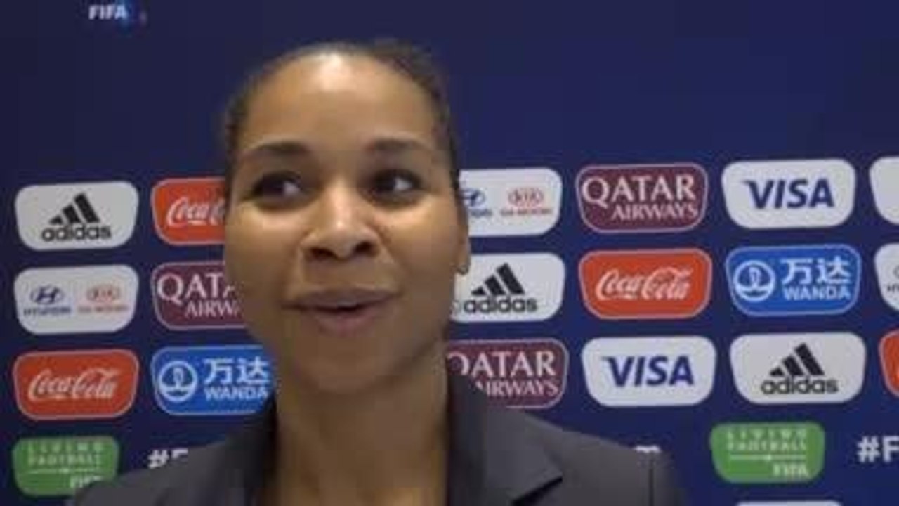 CdM (F) - Georges : "Ancrer le football féminin dans le coeur des Français"