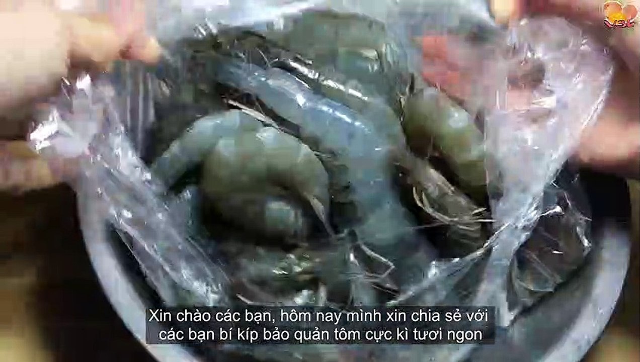 Áp dụng cách này tôm để cả tháng vẫn tươi nguyên như lúc mới mua về