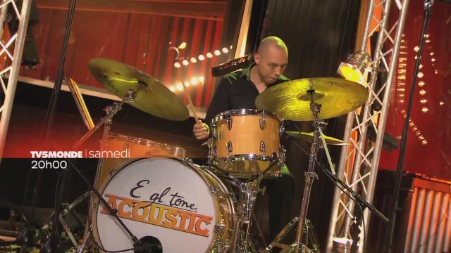 Acoustic : Camille Bertault