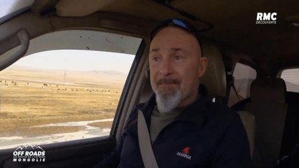 Vincent Lagaf fond en larmes en évoquant son adoption dans Off Roads (RMC Découverte)