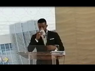 بكاء محمد رمضان أثناء كلمته بالمؤتمر الصحفي لمستشفى أهل مصر