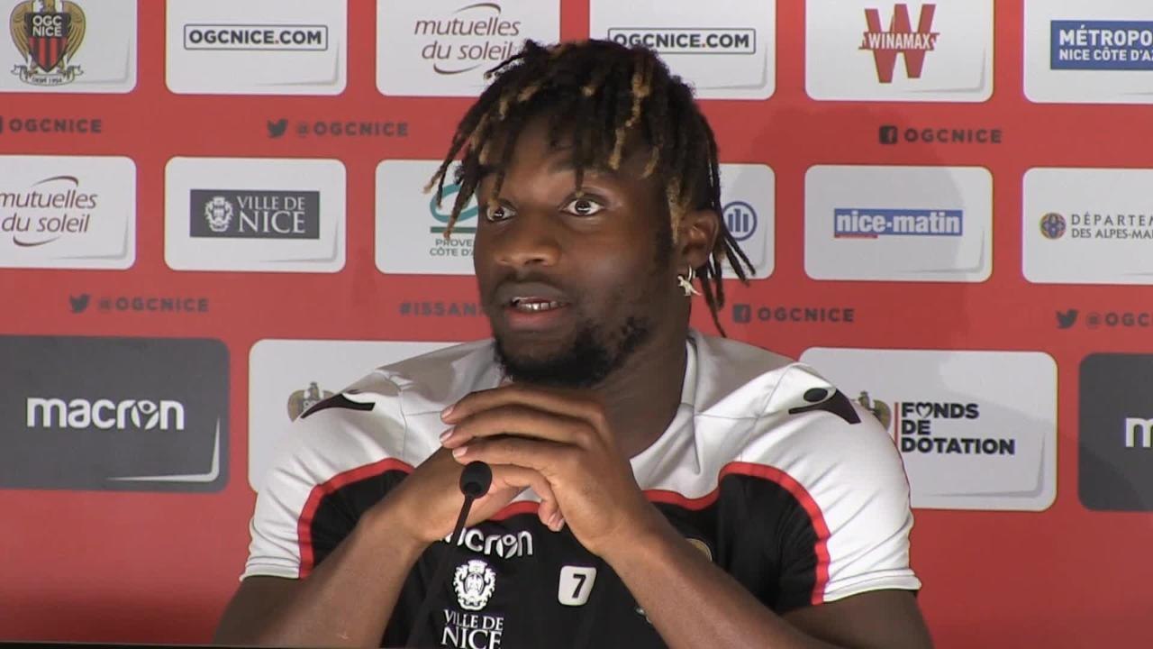 10e j. - Saint-Maximin : "Balotelli ? Je le sen...