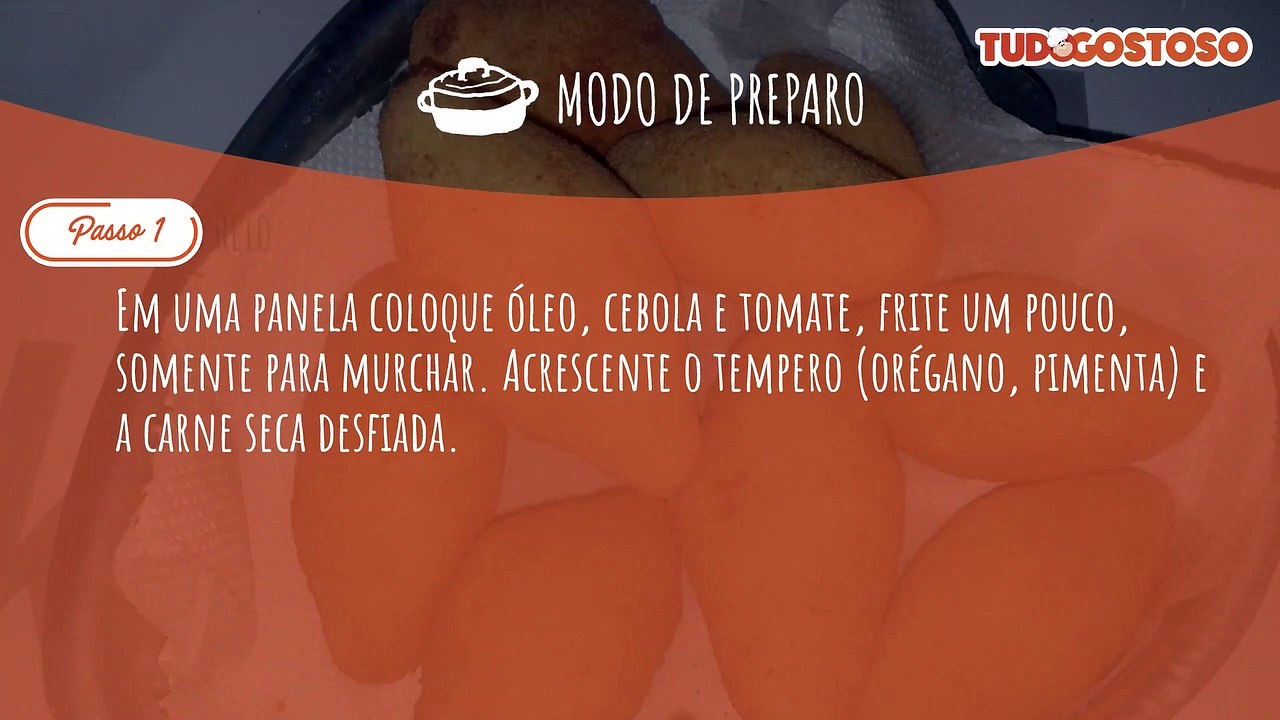 Bolinho de mandioca com carne seca