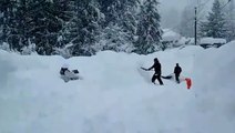 Another storm brings snow to the Pacific Northwest
