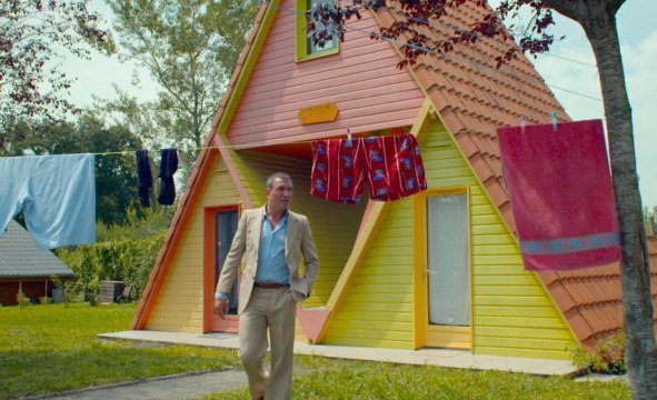 Jean Dujardin obnubilé par l'argent dans la bande-annonce de I Feel good