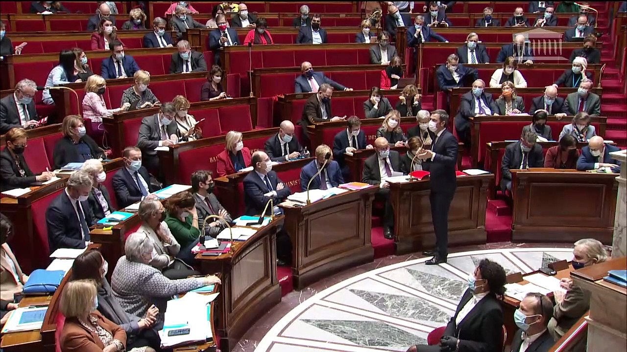 1ère séance : Questions au Gouvernement ; Différenciation, décentralisation, déconcentration et simplification de l’action publique locale (vote solennel) ; Renforcement des outils de gestion de la crise sanitaire (suite) - Mardi 4 janvier 2022