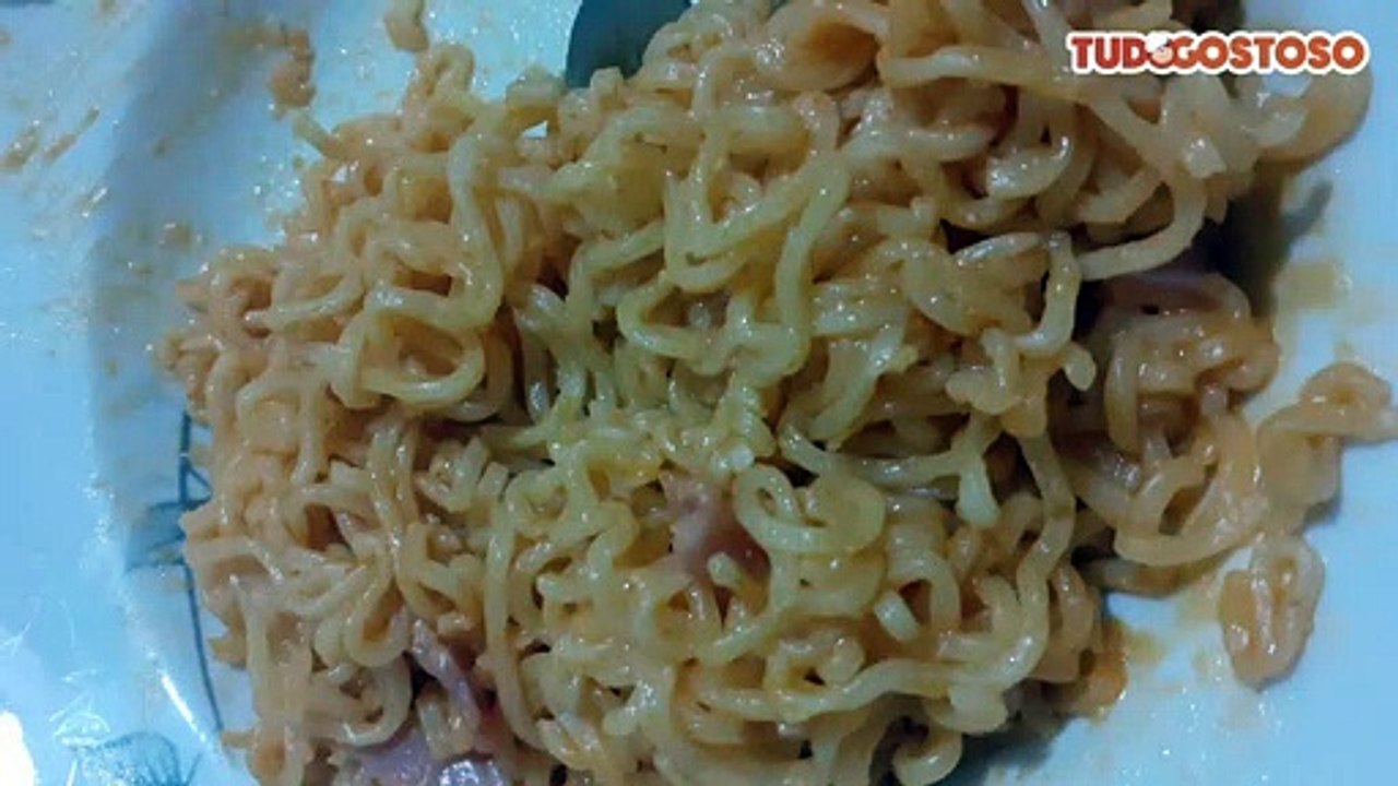 Miojo com queijo super rápido