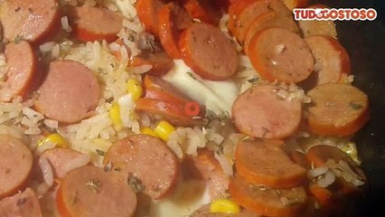 Arroz com salsicha