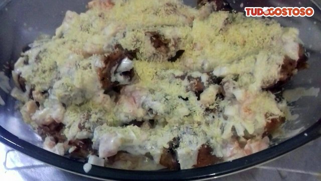 Coxa de frango com creme de leite