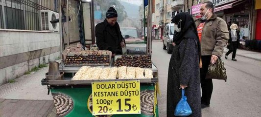 Büyük firmaların yapamadığı indirimi seyyar satıcı yaptı