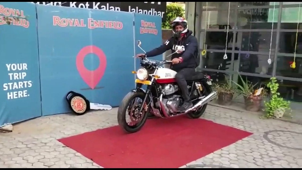 I bought a royal enfield 650cc cruiser_AnkitCVlogs_Vlog 12_ Delivery & Ride impression_AnkitChadha