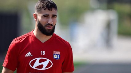 Lyon - Genesio : "Trop tôt pour être sûr que Fekir va rester"
