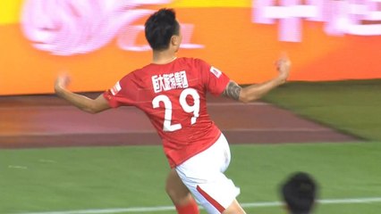 Chine - Gao Lin ouvre son compteur avec un retourné acrobatique