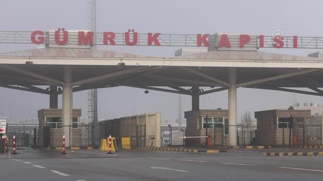 Türkiye'nin ihracat rakamı yükü çeken tır şoförlerini gururlandırdı