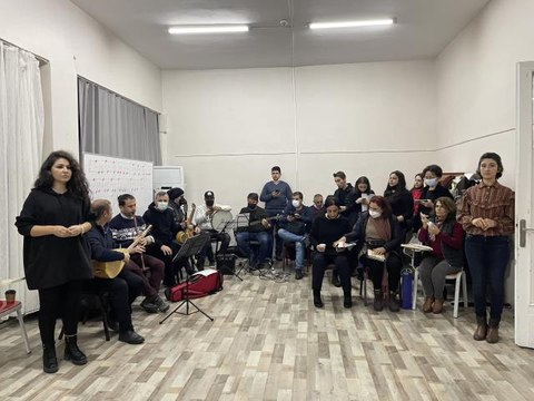 Aşık Veysel'in hayatı Dostlar Beni Hatırlasın oyunuyla anlatılacak