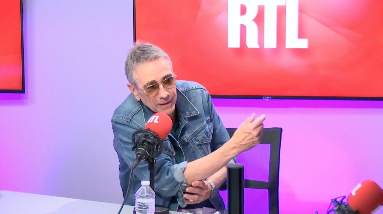 Quand Claude François sabotait les concerts d'Alain Chamfort… Les anecdotes choc du chanteur sur RTL