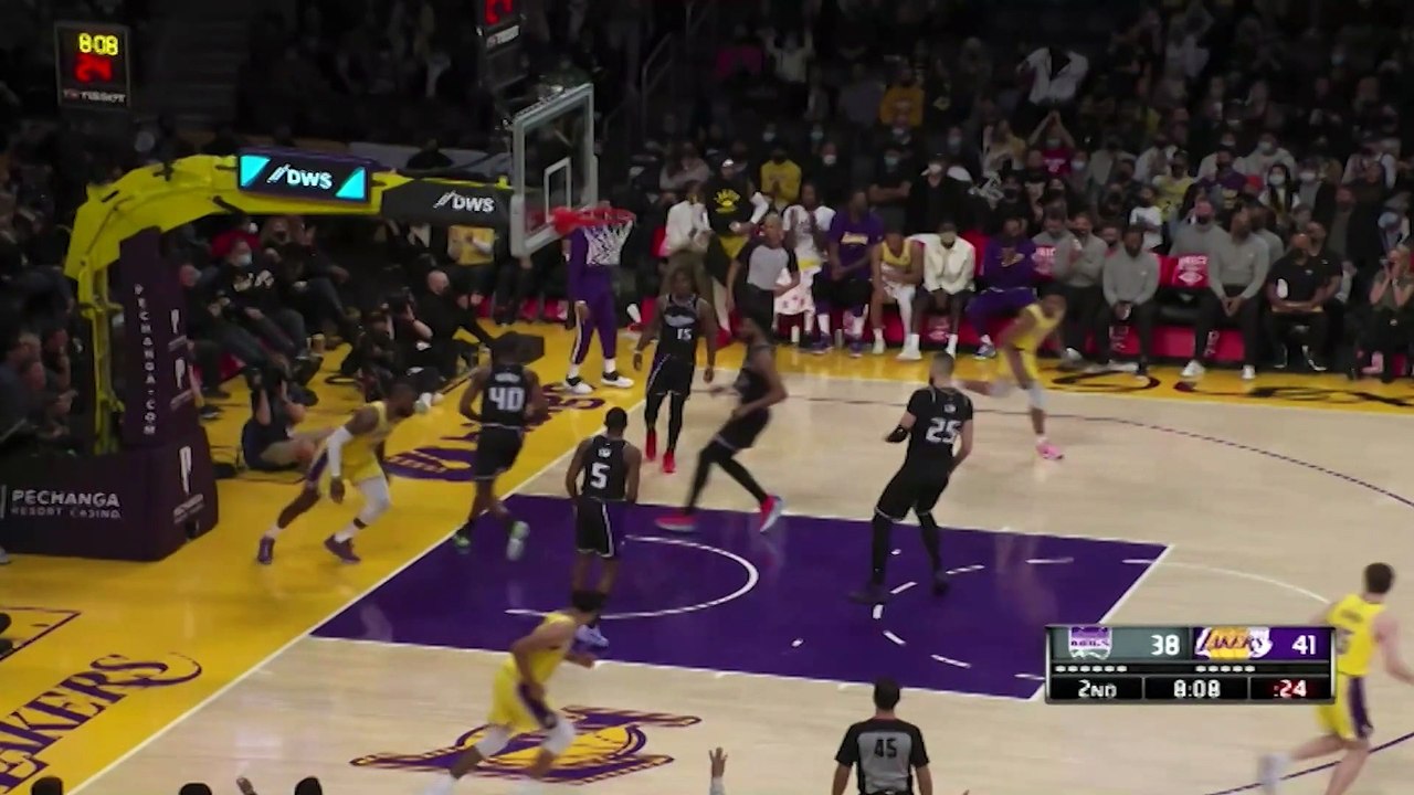 Highlights: LeBron sorgt für späten Lakers-Sieg