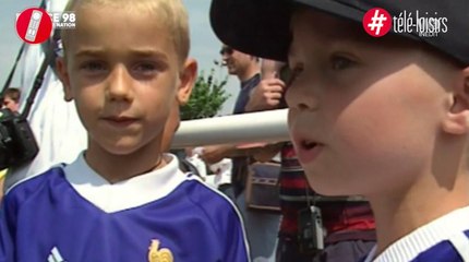 Quand Antoine Griezmann enfant demandait des autographes à l'équipe de France 98