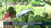 Mobil Mantan Anggota DPRD Tabrak Motor Dan Masuk Sungai