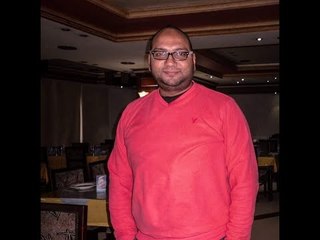 نطق الشهادة قبل وفاته.. كورونا يقضي على الصيدلي محمد الفنجري وأسرته