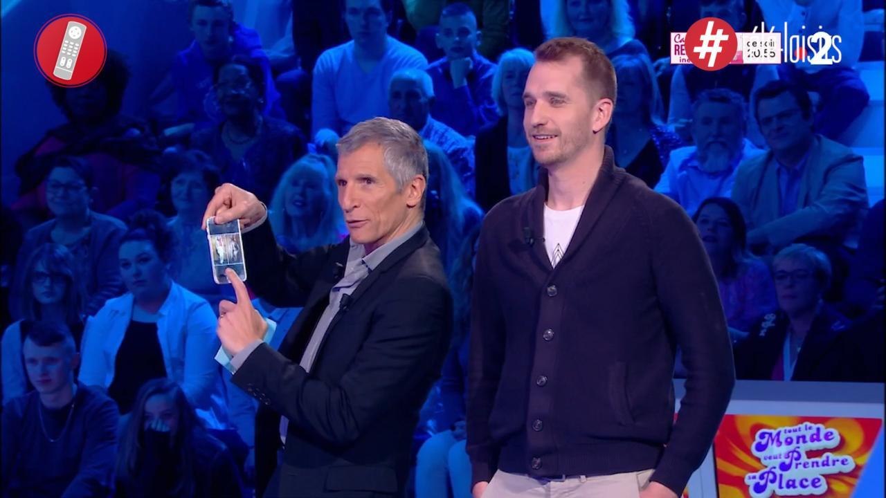 Ce candidat de TLMVPSP a parodié le calendrier sexy de Clara Morgane et montre les clichés à Nagui