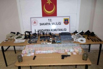 Jandarmanın yakaladığı 3 bin 543 şüpheliden 925'i tutuklandı