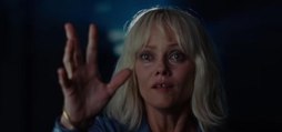 Un couteau dans le coeur : Vanessa Paradis en productrice de films pornos gays dans la bande-annonce