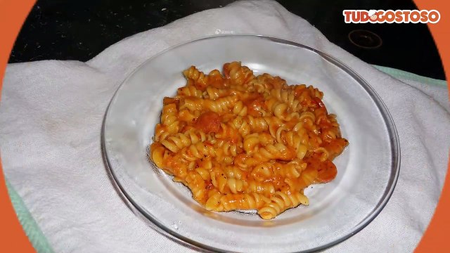 Macarrão de panela de pressão sem creme de leite