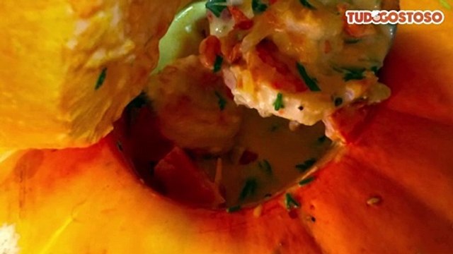 Camarão na moranga no micro-ondas